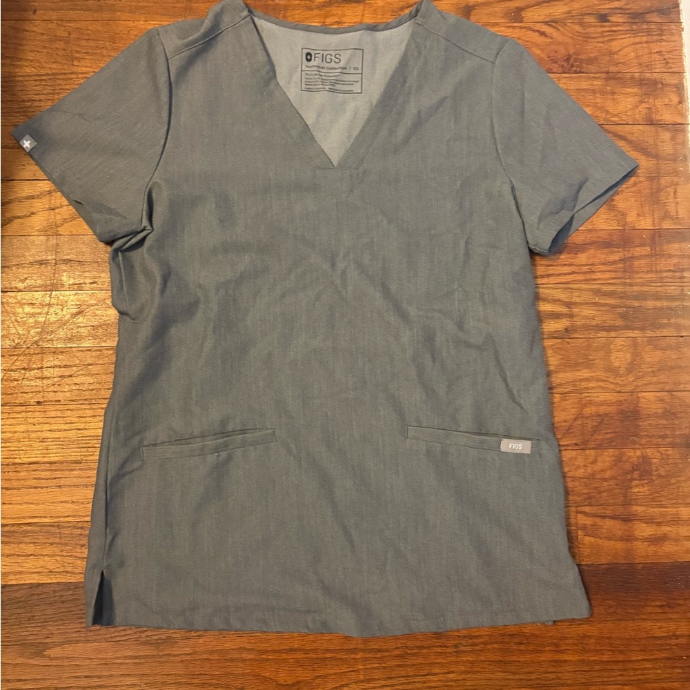 Figs Charcoal Technical Collection Top